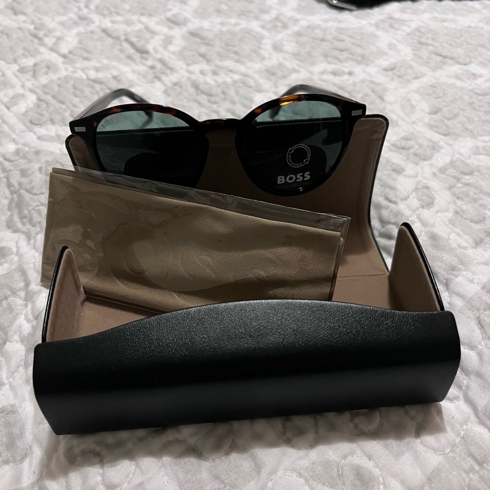 Boss Sunglasses - Picture 5 of 5